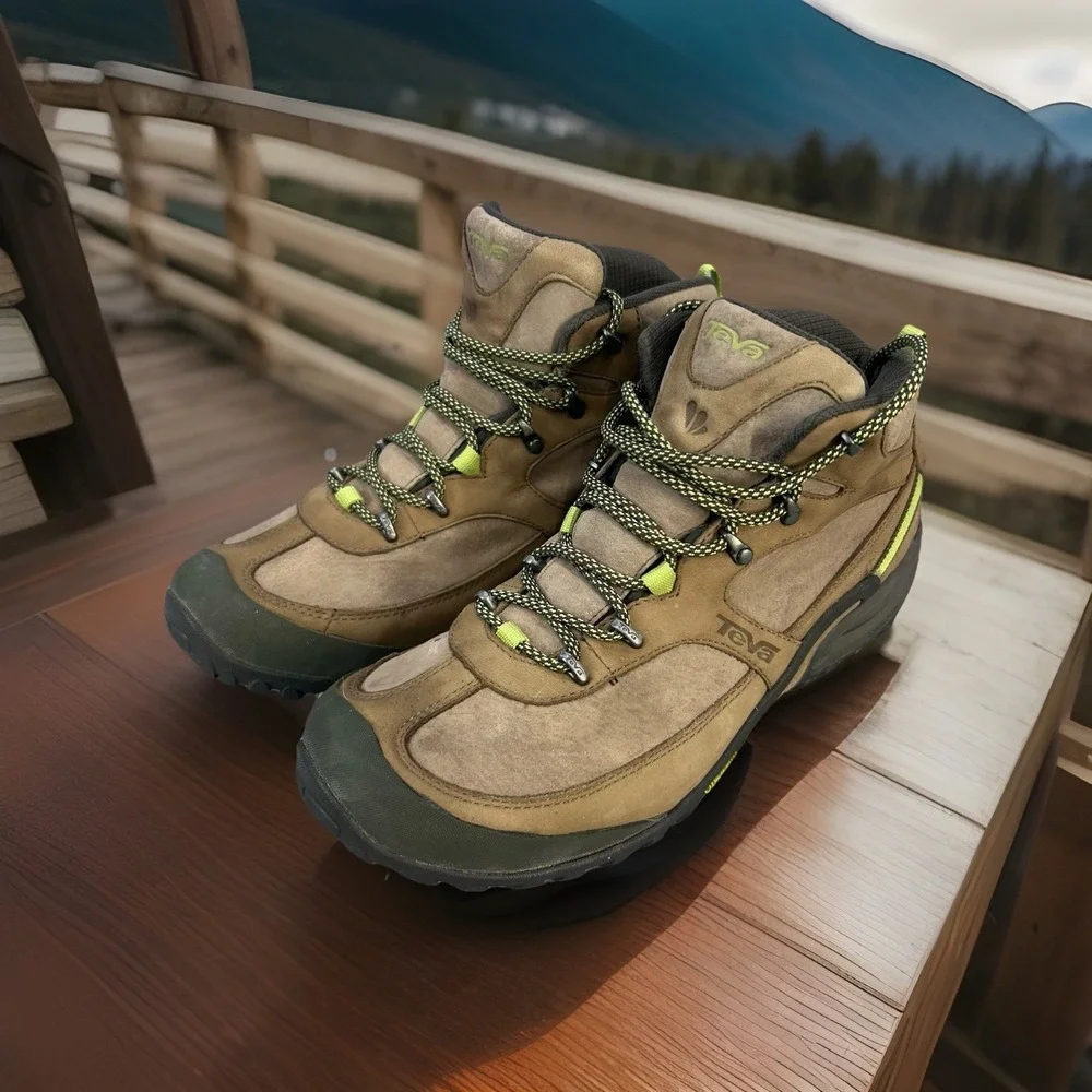 Teva Dalea Mid eVent Women's Size 9 Waterproof Vibram Hiking Boots Brown